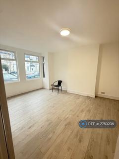 1 bedroom maisonette to rent, Welldon Crescent, Harrow, HA1