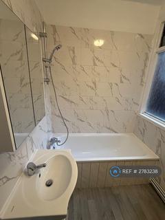 1 bedroom maisonette to rent, Welldon Crescent, Harrow, HA1