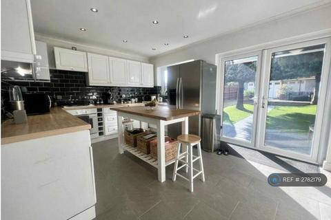 undefined, Oakley Road, Luton, LU4