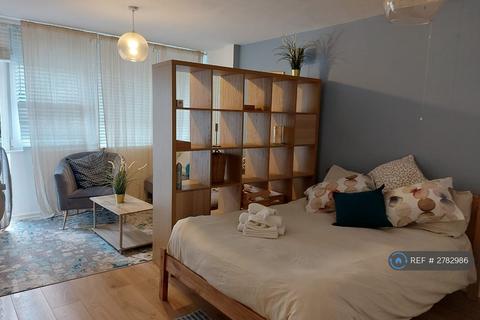 undefined, Bow Road, London, E3