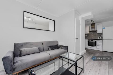 5 bedroom flat to rent, Charlotte Despard Avenue, London, SW11