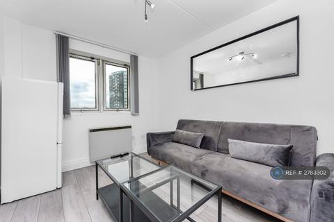 5 bedroom flat to rent, Charlotte Despard Avenue, London, SW11