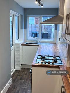 3 bedroom terraced house to rent, Towneley Avenue, Blackpool, FY4