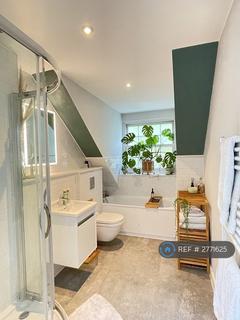 Studio to rent, Molesworth Street, London, SE13