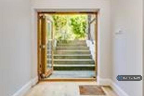 2 bedroom flat to rent, Putney, London, SW15