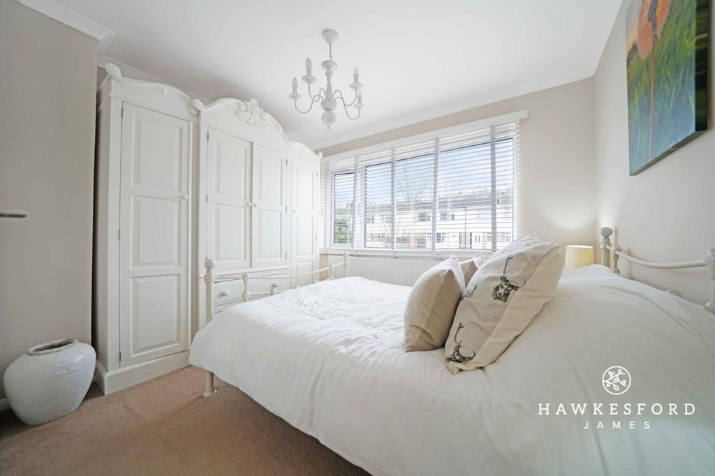 The Knole, Faversham - Bedroom 1