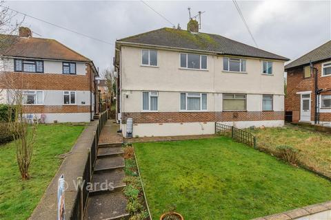 2 bedroom maisonette for sale, Vale Drive, Chatham, Kent