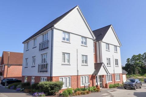 2 bedroom apartment for sale, Mulberry Walk, Fleet GU51