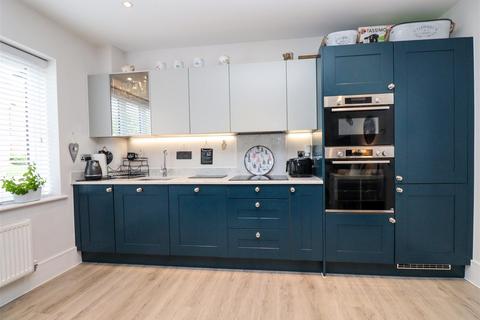 2 bedroom apartment for sale, Mulberry Walk, Fleet GU51