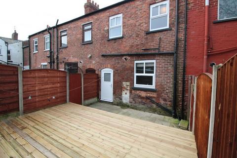 2 bedroom terraced house for sale, Shaw Heath, Stockport, Cheshire, SK2 6QZ