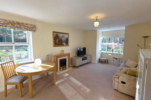 2 bedroom retirement property for sale, Church Road, Bembridge, Isle of Wight, PO35 5AA