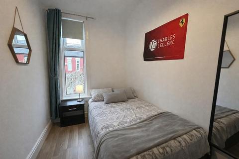 4 bedroom terraced house to rent, Braemar Road, Manchester, M14 6PN