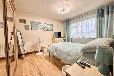 undefined, Wheatfield Road, Lewsey, Luton, Bedfordshire, LU4 0TT