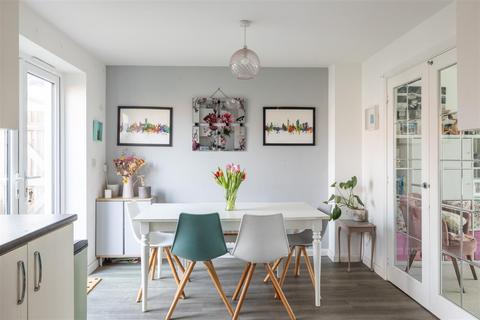3 bedroom semi-detached house for sale, Iden Hurst, Hurstpierpoint BN6