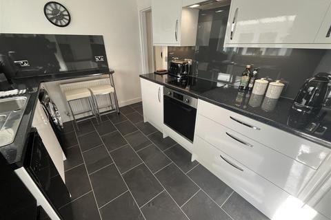 2 bedroom detached bungalow for sale, Bryn Lupus Drive, Llanrhos