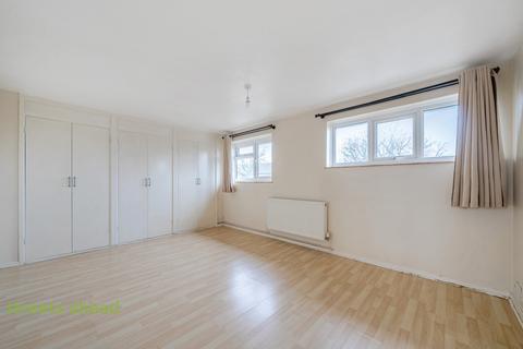 2 bedroom apartment for sale, Oaks Avenue, London, SE19