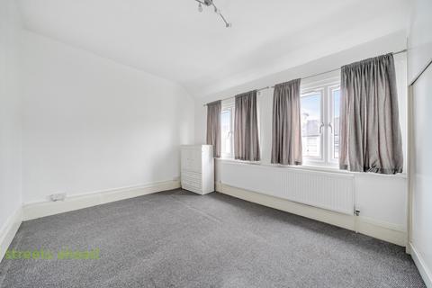 3 bedroom terraced house for sale, Lakehall Road, Thornton Heath, CR7