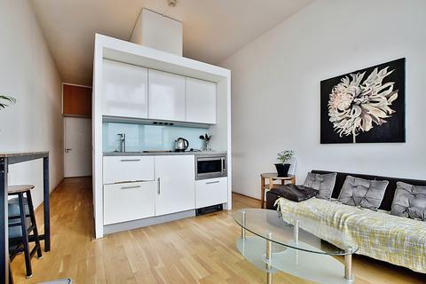 undefined, Abito, 4 Clippers Quay, Salford, M50