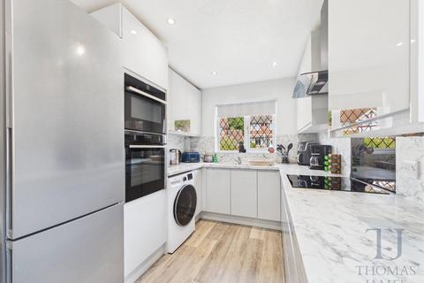 3 bedroom detached house for sale, Beaufort Court, West Bridgford, Nottingham