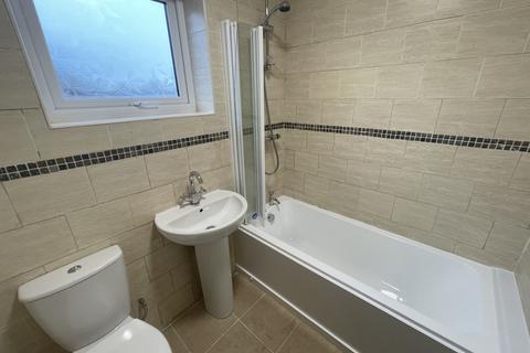 undefined, St Johns Walk, Harrogate, North Yorkshire, HG1