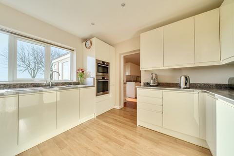 undefined, Park Close, Buckinghamshire MK18