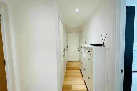 2 bedroom apartment for sale, Admirals Quay, Ocean Way, Southampton