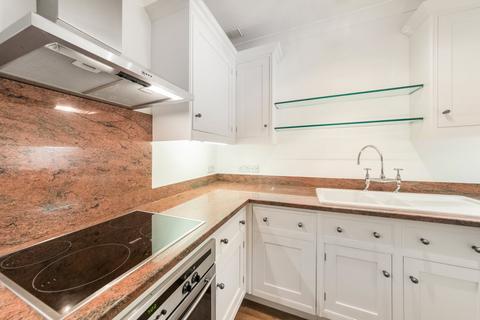 undefined, Cadogan Square, Knightsbridge, London