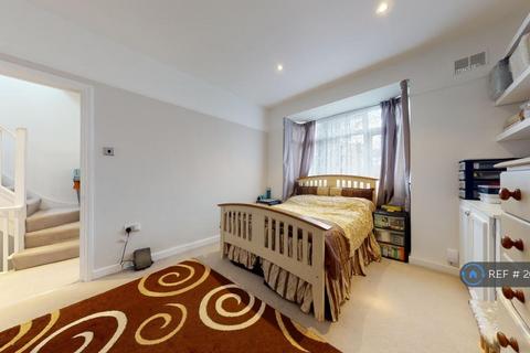 2 bedroom flat to rent, Tooting, London, SW17