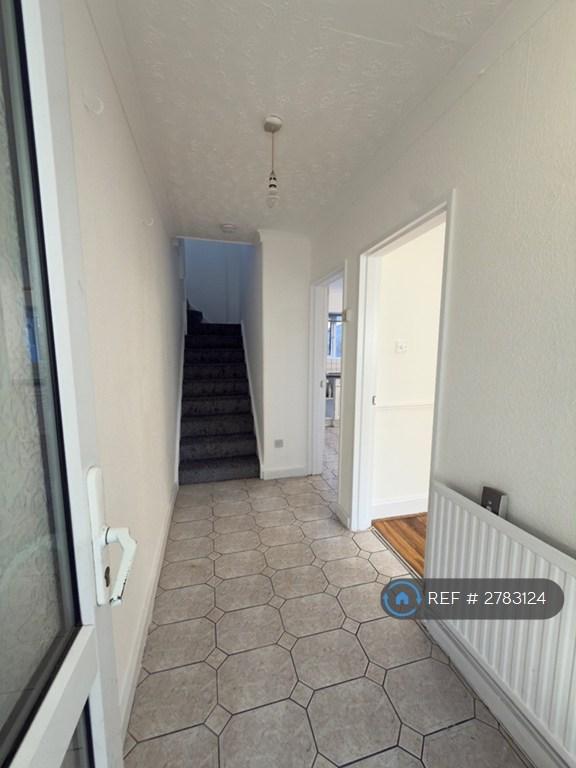 Entrance / Hallway
