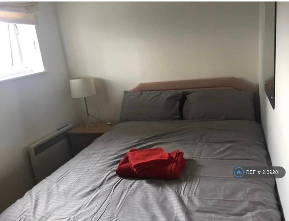 2 Bedroom