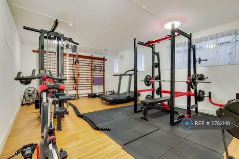 2 bedroom flat to rent, Hightrees House, London, SW12