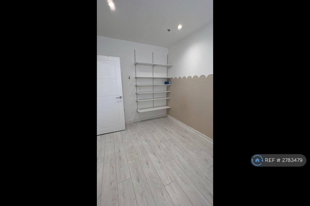 Dinning Or Ground Floor Room