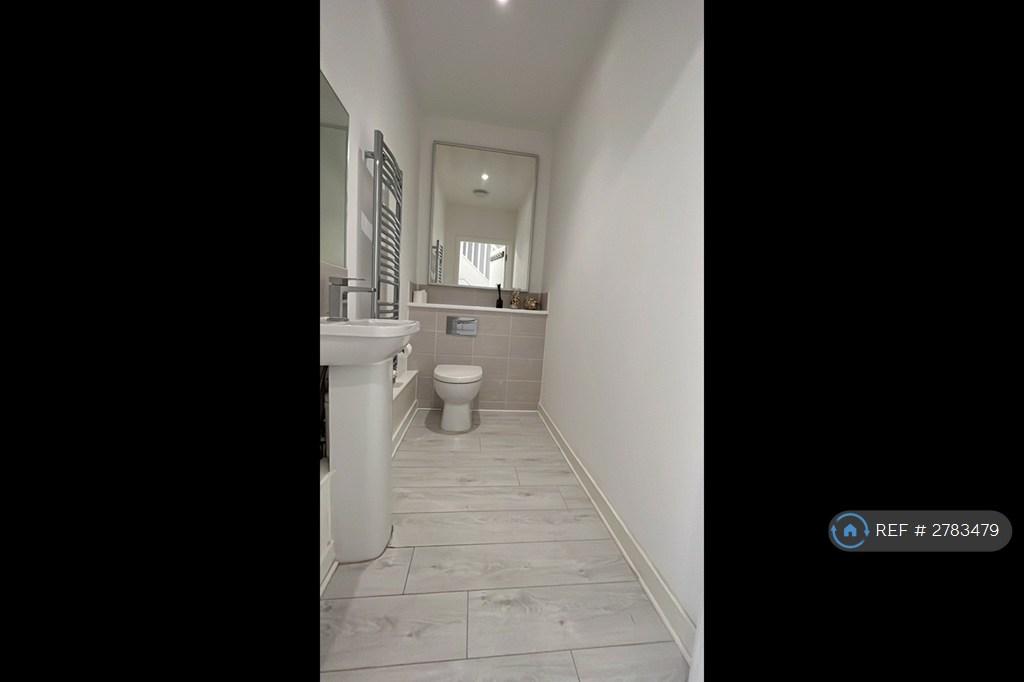 Ground Floor Wc