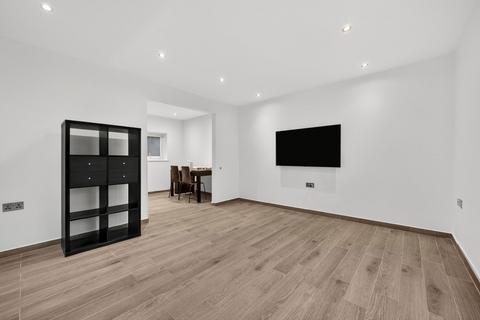 undefined, Shipwright Road, London, SE16
