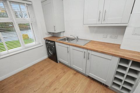 2 bedroom apartment for sale, Tavistock Park, Leeds