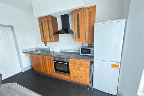 1 bedroom flat to rent, Sheil Road, Liverpool
