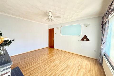 2 bedroom bungalow for sale, Barnards Avenue, Canvey Island