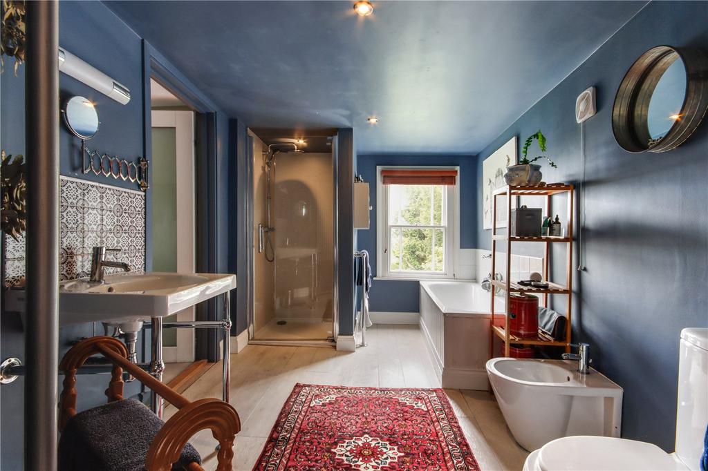 Ensuite Bathroom
