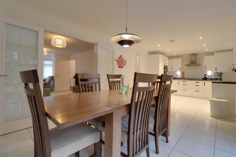 4 bedroom detached house for sale, Hantone Close, Chivenor, Barnstaple, Devon, EX31