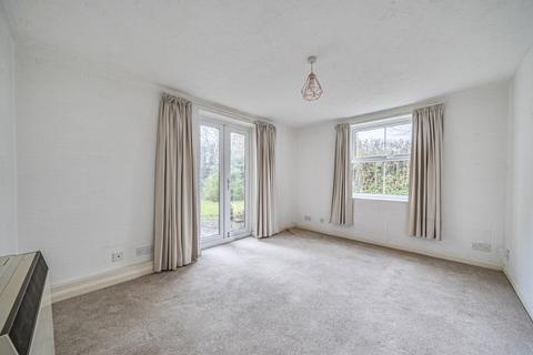 2 bedroom apartment for sale, Courtland Road, Wellington, Somerset, TA21