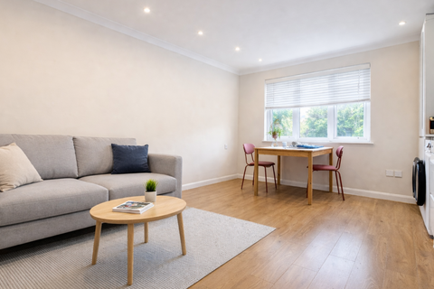 undefined, Camelot Close SE28