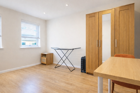 undefined, Camelot Close SE28