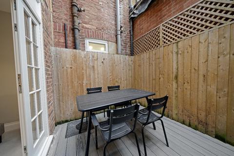1 bedroom flat to rent, Royal Parade, Dawes Road, London