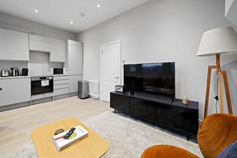 1 bedroom apartment to rent, Royal Parade, Dawes Road, London