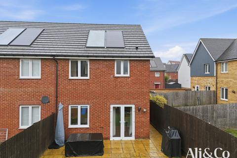 undefined, Colburn Way, Grays