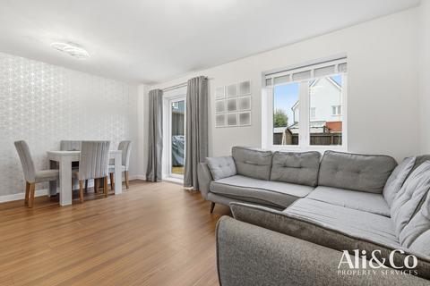 undefined, Colburn Way, Grays