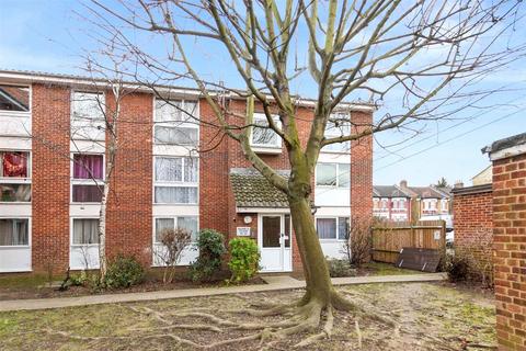 undefined, Meads Court, 38 Carnarvon Road, London, E15