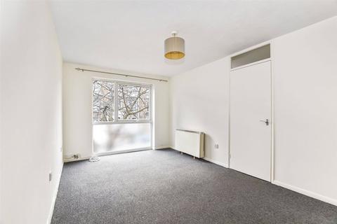 undefined, Meads Court, 38 Carnarvon Road, London, E15