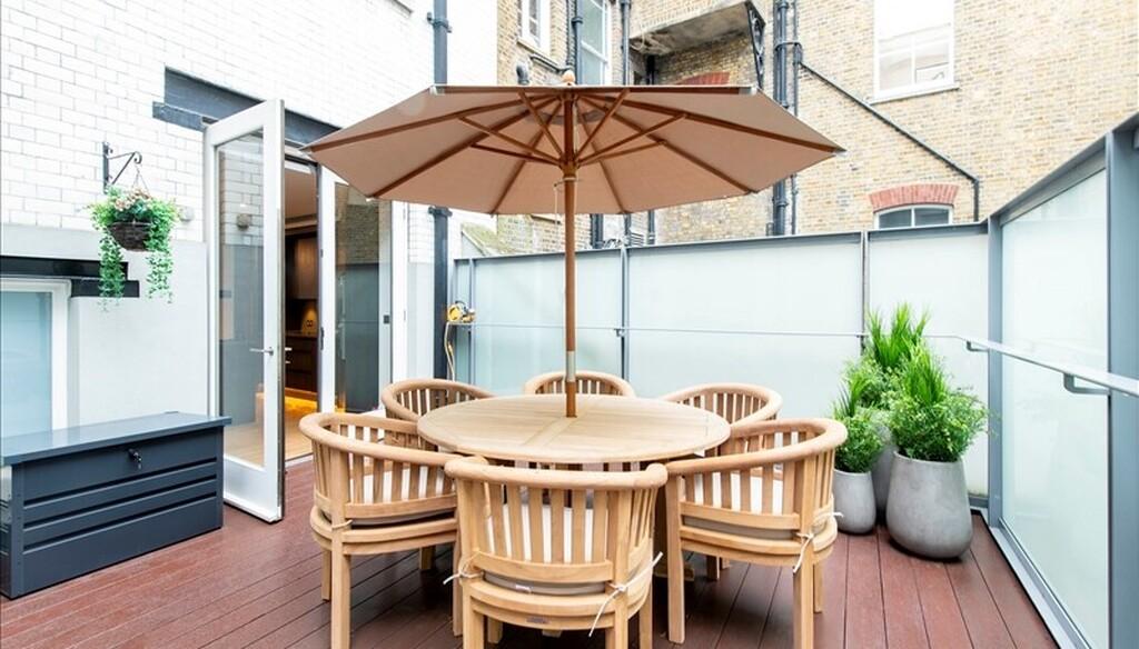 Outdoor Terrace