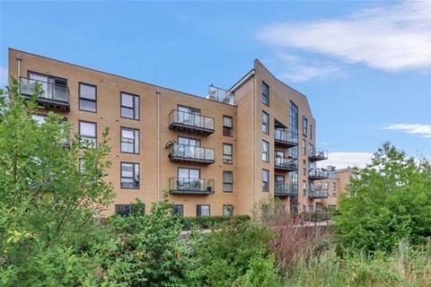 1 bedroom flat to rent, The Embankment, Nash Mills Wharf, Hemel Hempstead